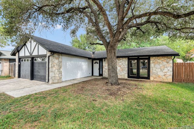 5915 Lake Champlain, San Antonio, TX 78233
