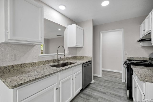 5915 Lake Champlain, San Antonio, TX 78233