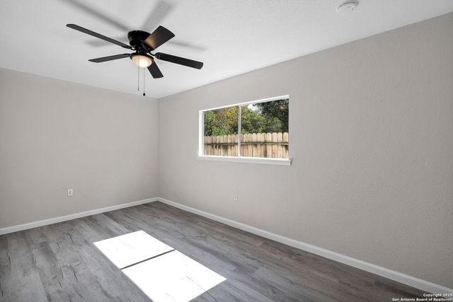 5915 Lake Champlain, San Antonio, TX 78233