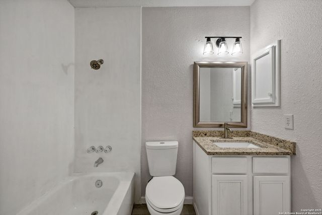 5915 Lake Champlain, San Antonio, TX 78233