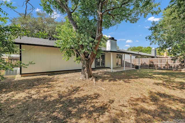 5915 Lake Champlain, San Antonio, TX 78233