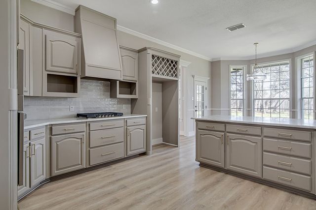 125 Devon Court, Weatherford, TX 76087