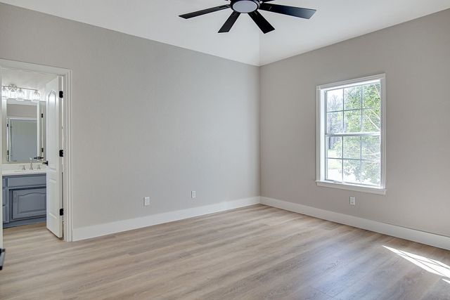 125 Devon Court, Weatherford, TX 76087