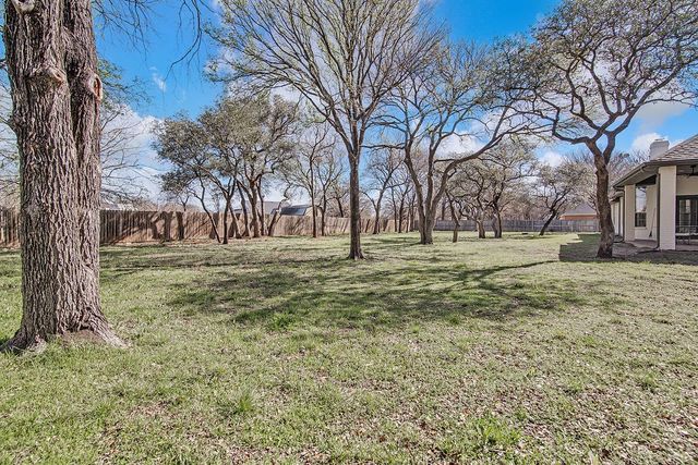 125 Devon Court, Weatherford, TX 76087