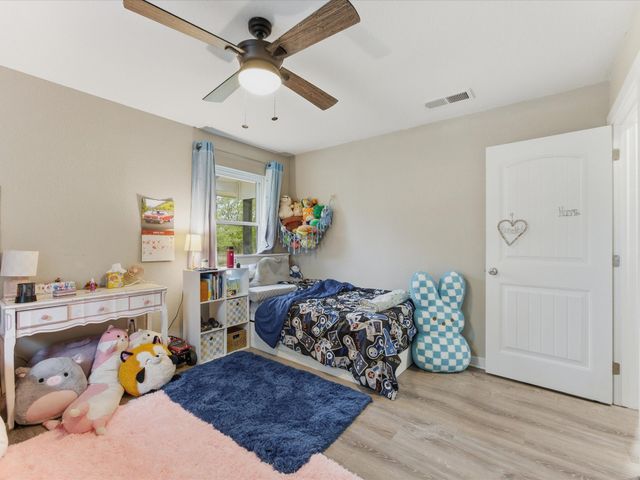 15720 W Highway 22, Blooming Grove, TX 76626