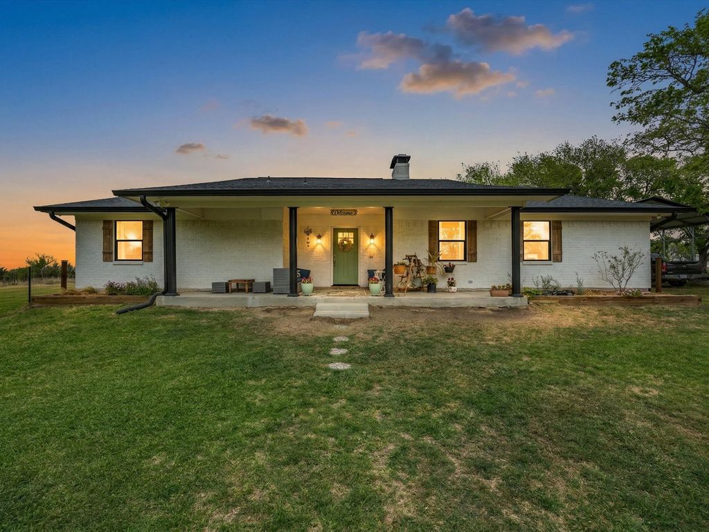 15720 W Highway 22, Blooming Grove, TX 76626