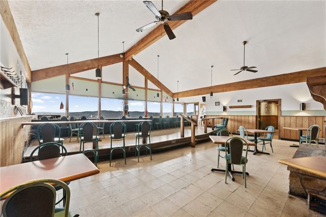 882 HIGHPOINT DRIVE, California, PA 15423