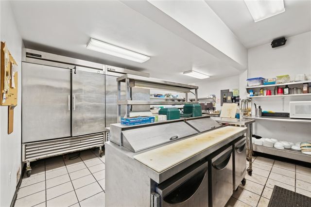 882 HIGHPOINT DRIVE, California, PA 15423