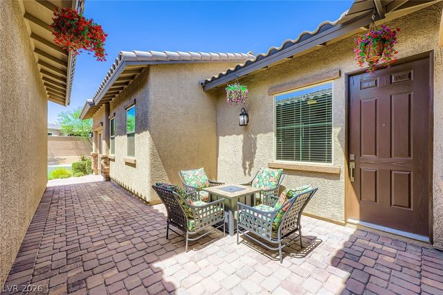 800 Rosewater Drive, Henderson, NV 89011