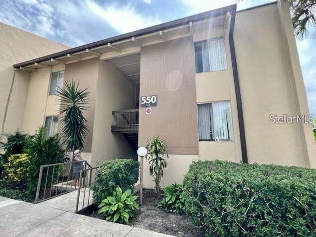 550 ORANGE DRIVE 3, Altamonte Springs, FL 32701