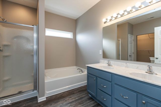 1050 Retford Drive, Westfield, IN 46074