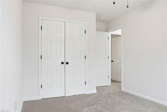 610 Queens Creek RD, Williamsburg, VA 23185