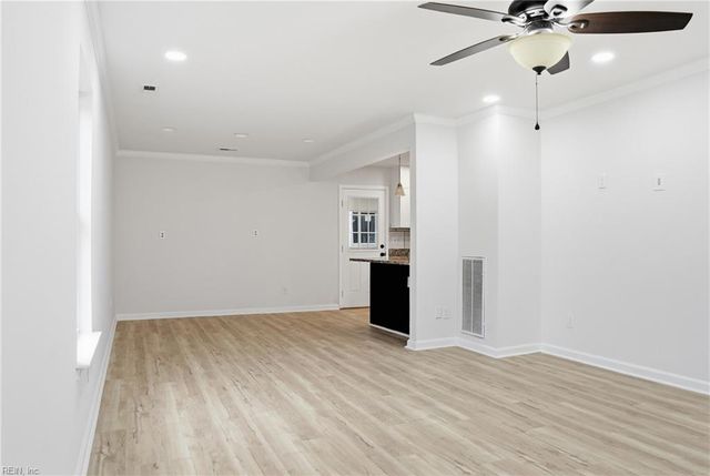 610 Queens Creek RD, Williamsburg, VA 23185