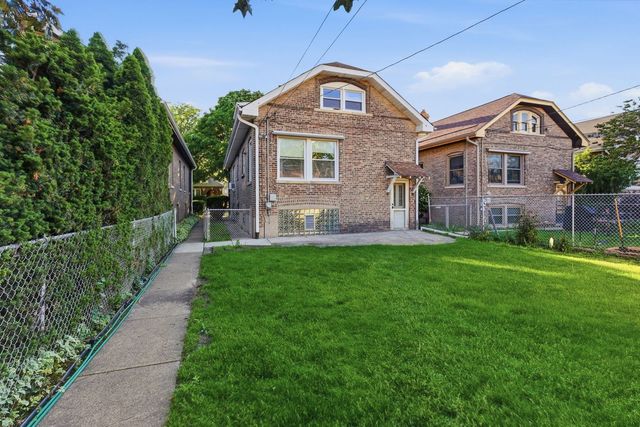 1843 Clinton Avenue, Berwyn, IL 60402