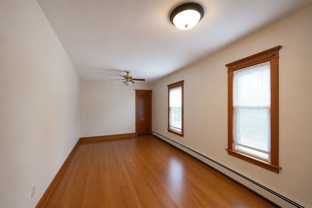 1843 Clinton Avenue, Berwyn, IL 60402