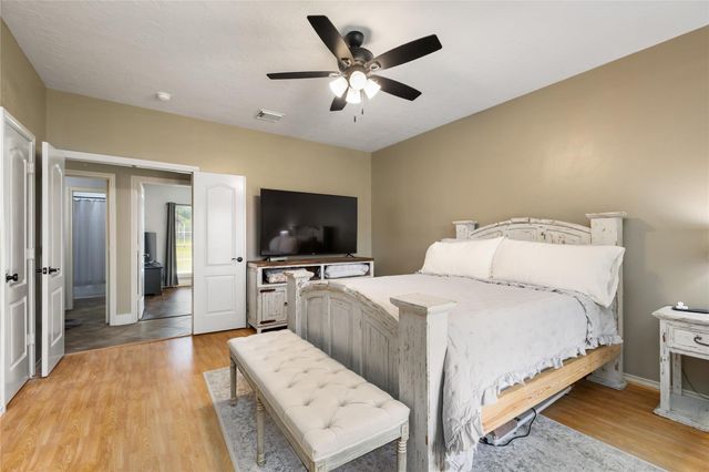 1102 Spring Branch Drive, Baytown, TX 77523