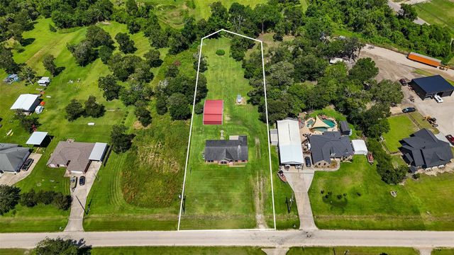 1102 Spring Branch Drive, Baytown, TX 77523