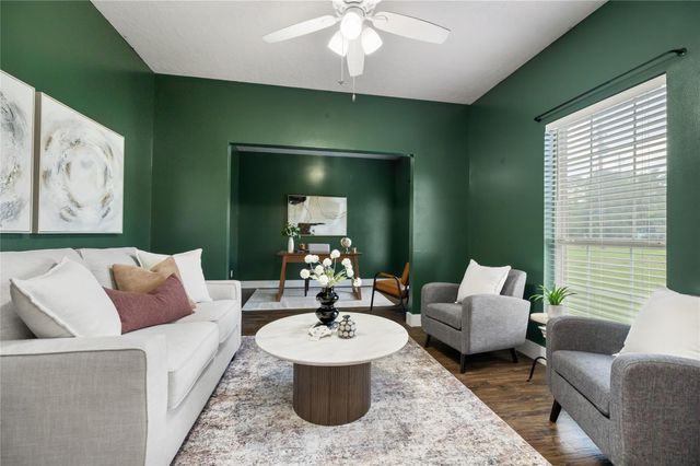 1102 Spring Branch Drive, Baytown, TX 77523