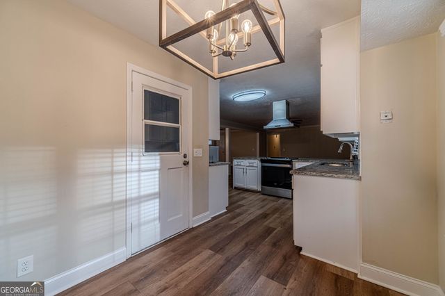 2710 Broadnax Mill, Loganville, GA 30052