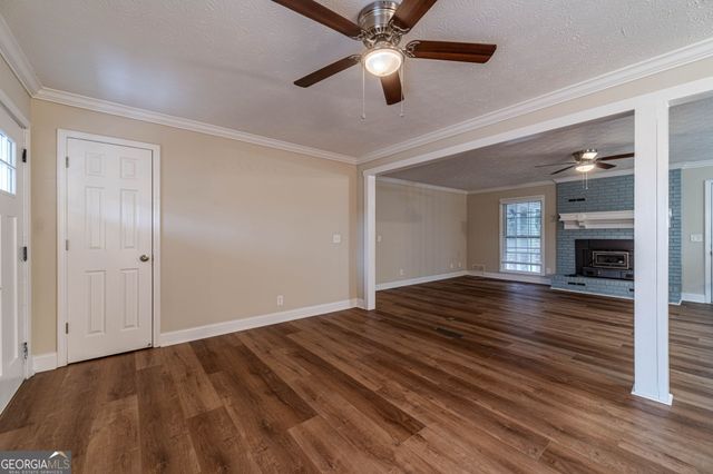 2710 Broadnax Mill, Loganville, GA 30052