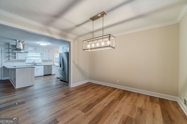 2710 Broadnax Mill, Loganville, GA 30052