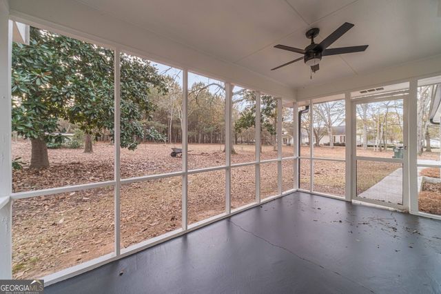 2710 Broadnax Mill, Loganville, GA 30052