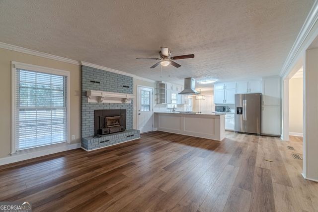 2710 Broadnax Mill, Loganville, GA 30052