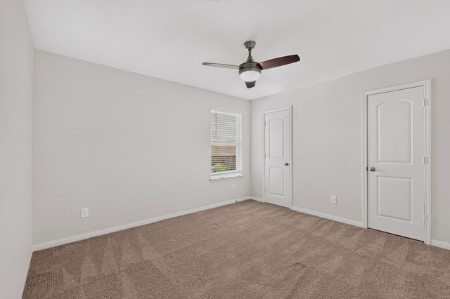 1382 Breanna LN, Kyle, TX 78640