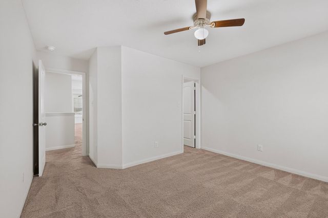 1382 Breanna LN, Kyle, TX 78640
