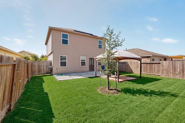1382 Breanna LN, Kyle, TX 78640