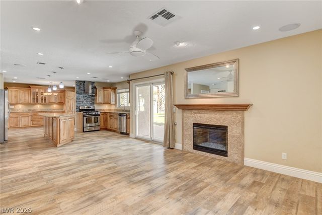 2828 Albrook Circle, Las Vegas, NV 89117