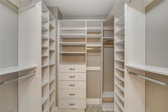 2828 Albrook Circle, Las Vegas, NV 89117