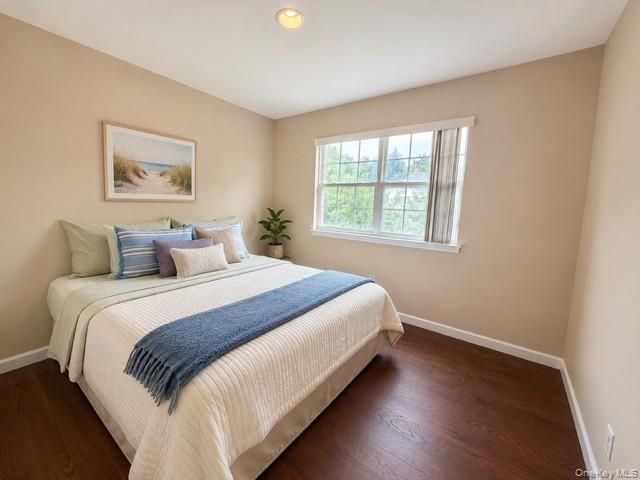 2 Herrels Circle, Melville, NY 11747