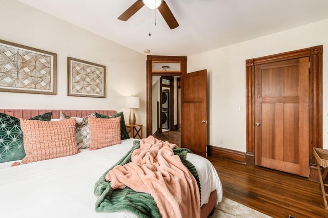 870 Oakwood Avenue, Columbus, OH 43206