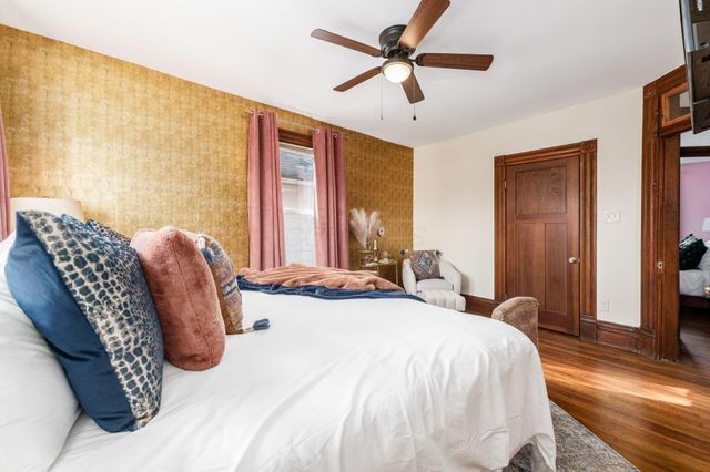 870 Oakwood Avenue, Columbus, OH 43206