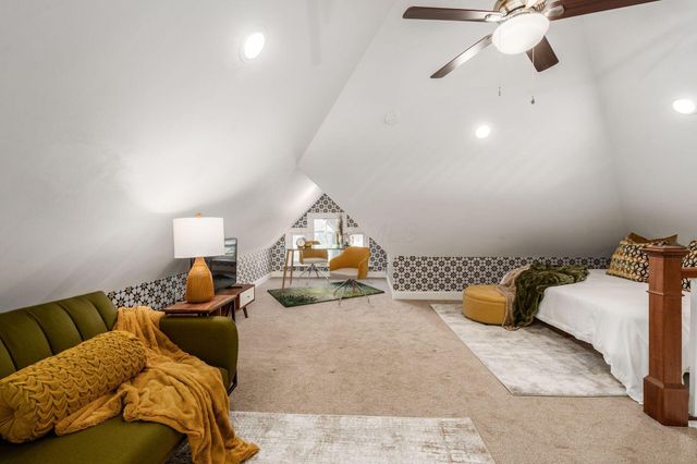 870 Oakwood Avenue, Columbus, OH 43206