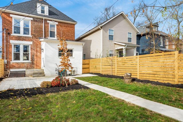 870 Oakwood Avenue, Columbus, OH 43206