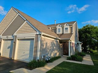 2219 Waterleaf Court 201, Naperville, IL 60564