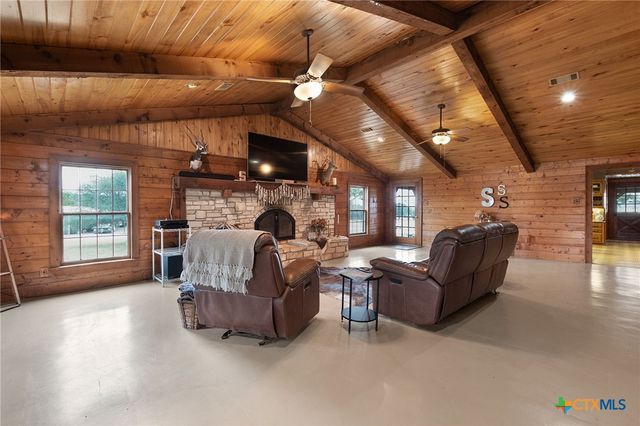 124 Old Mission Road, Kempner, TX 76539