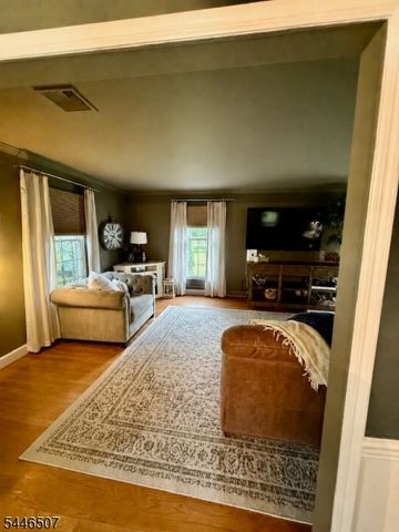 17 Sanford Rd, Mount Olive Twp., NJ 07828