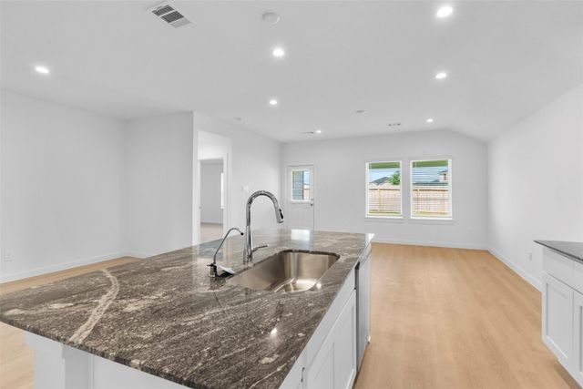 1514 Native Reef, Iowa Colony, TX 77583