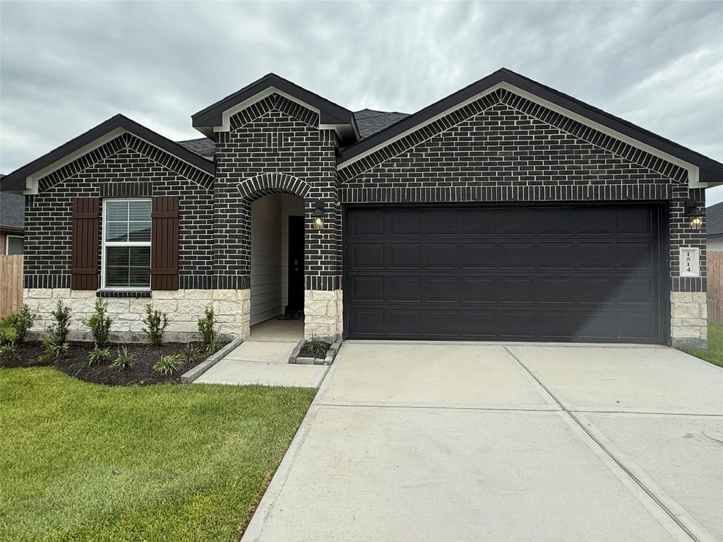 1514 Native Reef, Iowa Colony, TX 77583