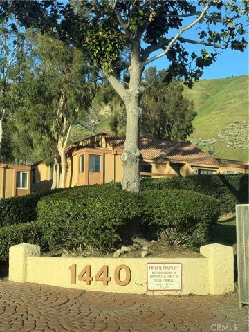 1440 W Edgehill 8, San Bernardino, CA 92405