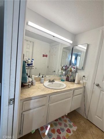 1440 W Edgehill 8, San Bernardino, CA 92405