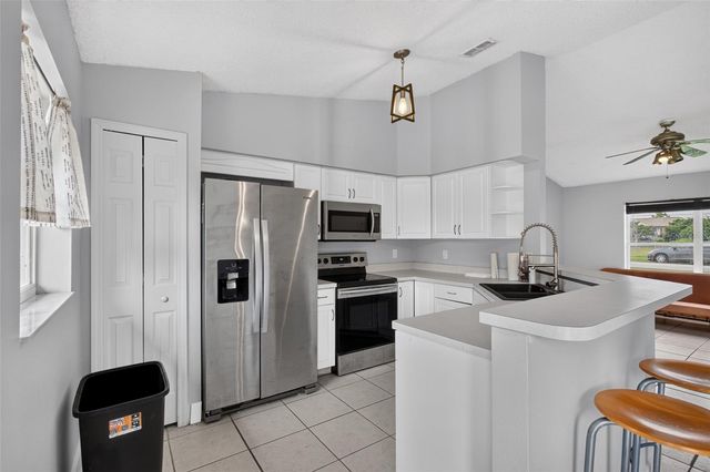 2941 BEDFORD STREET, Deltona, FL 32738