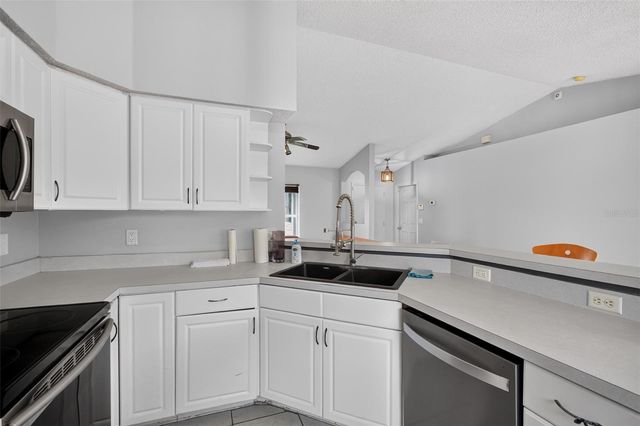 2941 BEDFORD STREET, Deltona, FL 32738