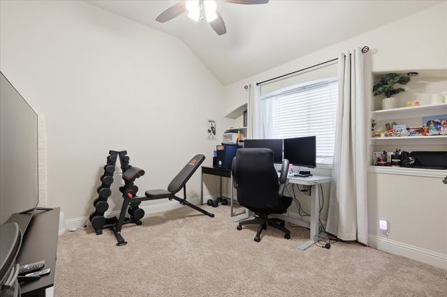 313 Bluebell Drive, Glenn Heights, TX 75154