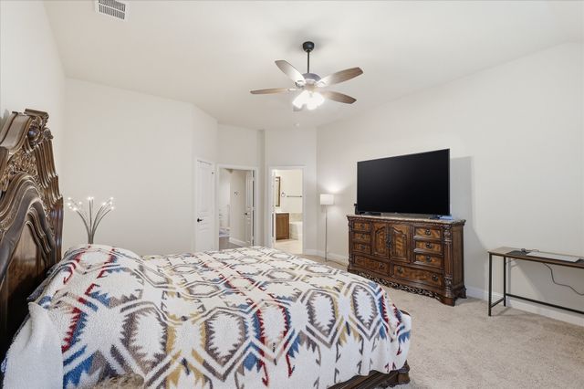 313 Bluebell Drive, Glenn Heights, TX 75154