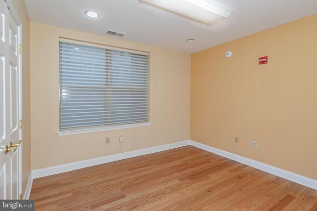 2033 WINDROW DR, Princeton, NJ 08540