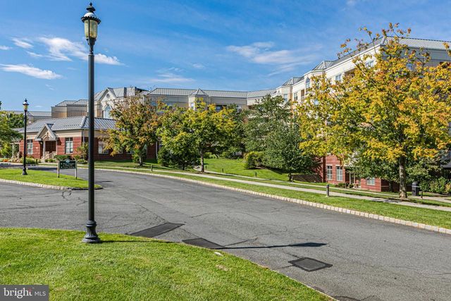 2033 WINDROW DR, Princeton, NJ 08540